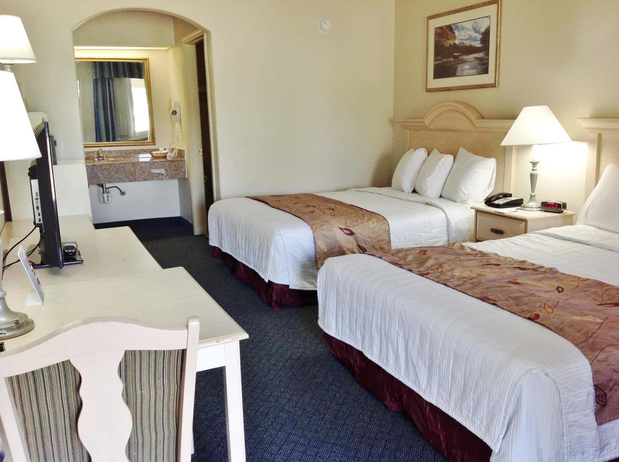 Americas Best Value Inn West Columbia Exterior foto